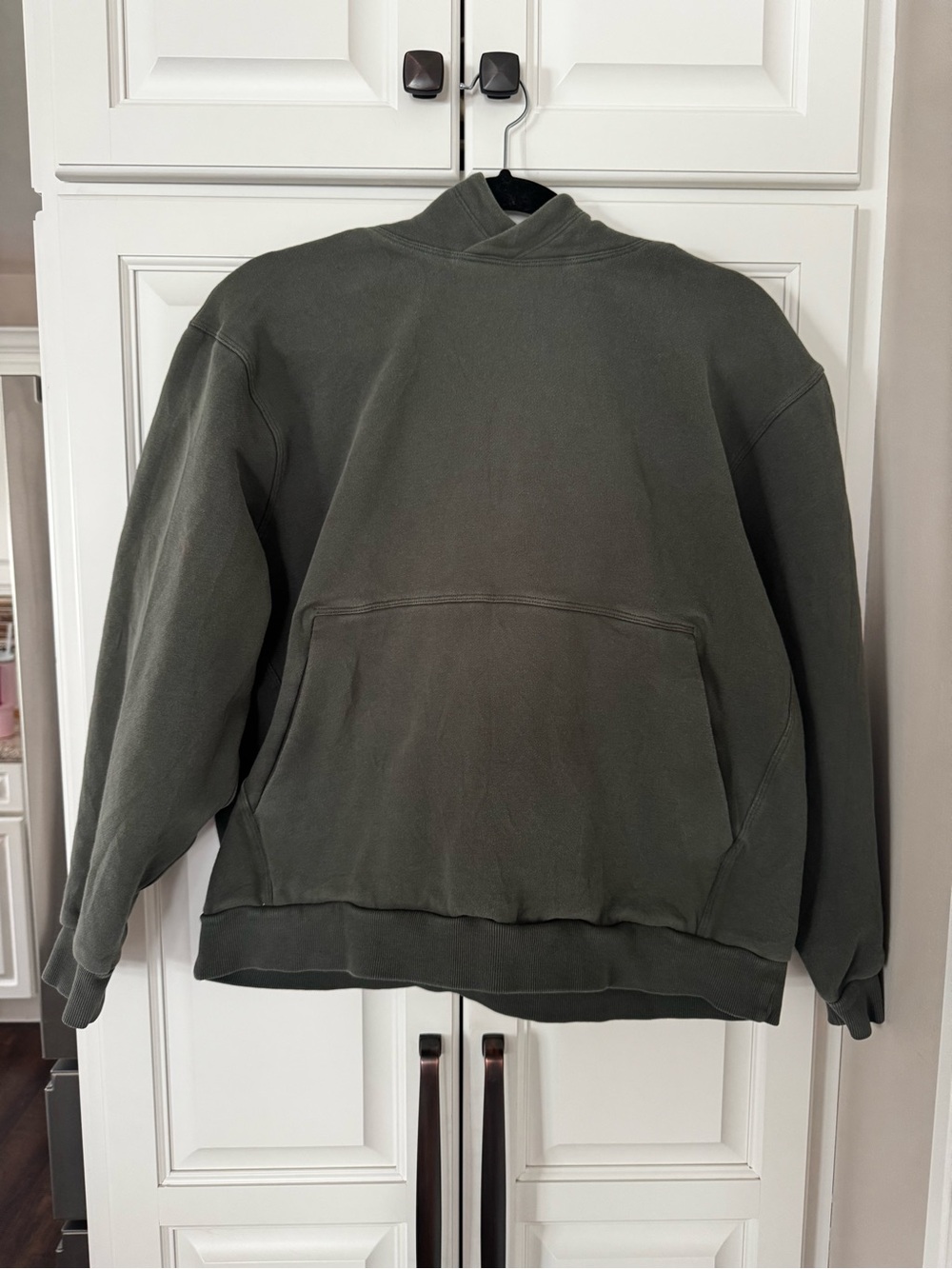lululemon athletica Men's Olive Pullover Hoodie